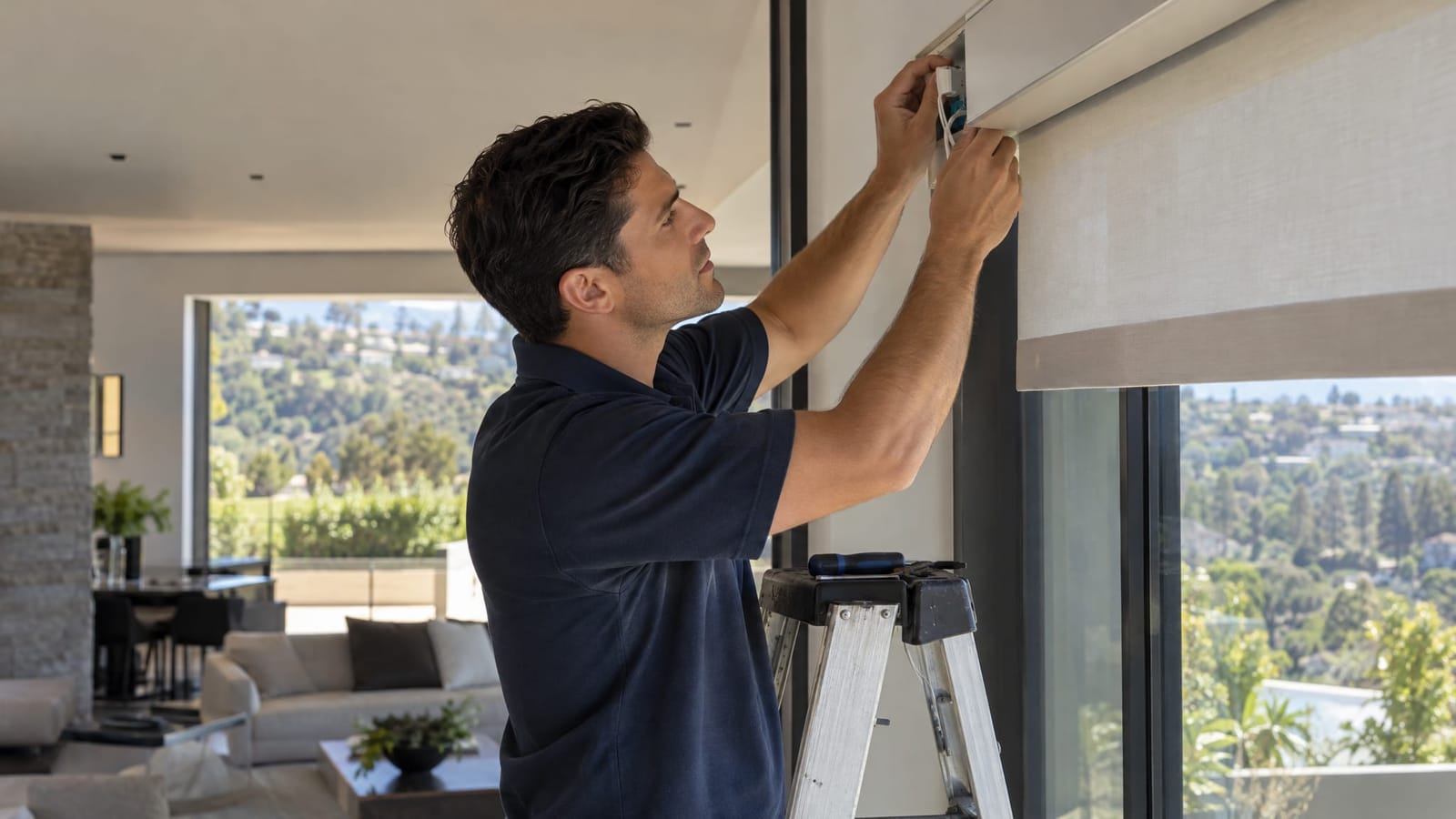 How Motorized Shades Integrate with Smart Home Automation and Lighting Control